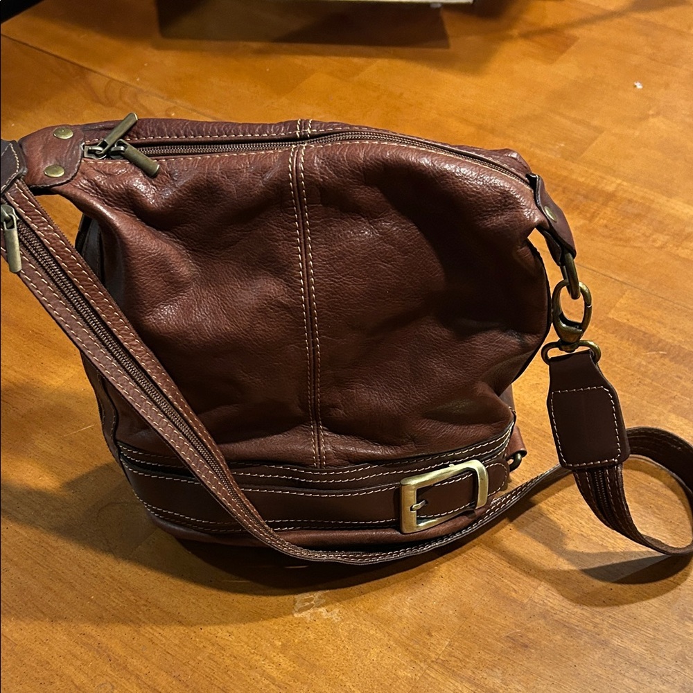 Made in Italy Leather Slouchy Bucket Bag